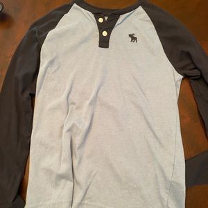Abercrombie kids long sleeve size 11/12